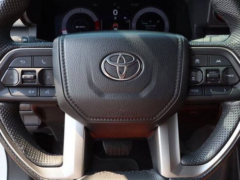 Used 2024 Toyota Tacoma TRD Off-Road AWD/4WD image 18