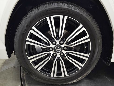 Used 2023 Lexus LX 600 4WD w/ Appearance Package image 14