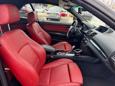 Used 2011 BMW 135i Convertible RWD image 13