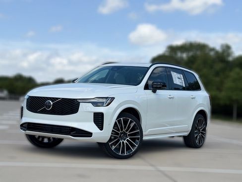 New 2026 Volvo XC90 B6 Ultra w/ Lounge Package AWD/4WD image 2