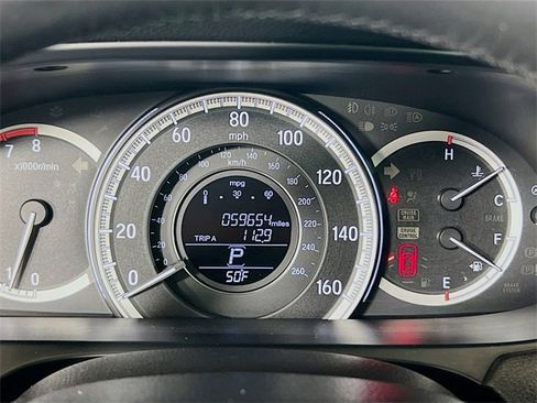 Used 2017 Honda Accord EX-L image 10