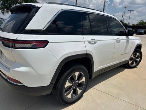 Used 2022 Jeep Grand Cherokee Limited 4xe AWD/4WD image 3