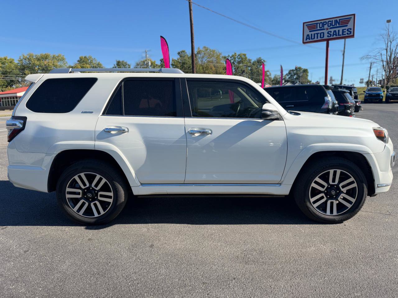 Used 2018 Toyota 4Runner Limited AWD/4WD image 2