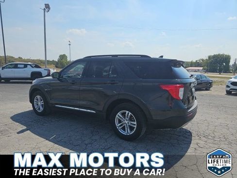 Certified 2023 Ford Explorer XLT w/ Equipment Group 202A image 6