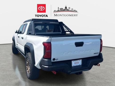 New 2025 Toyota Tacoma 4x4 Double Cab Hybrid image 4