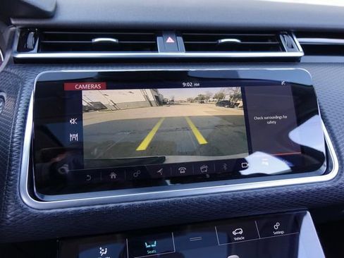 Used 2019 Land Rover Range Rover Velar S image 25