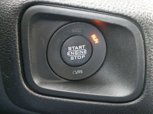 Used 2024 Jeep Wrangler Willys image 29