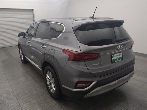 Used 2019 Hyundai Santa Fe SE AWD/4WD image 5