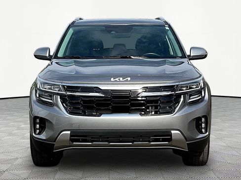 Used 2024 Kia Seltos SX w/ SX Sunroof Package AWD/4WD image 2