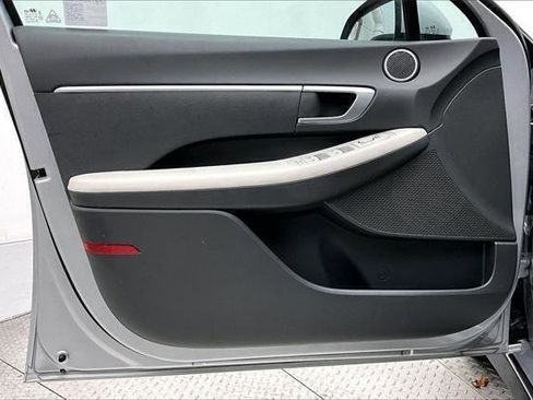 New 2025 Hyundai Sonata SE image 17