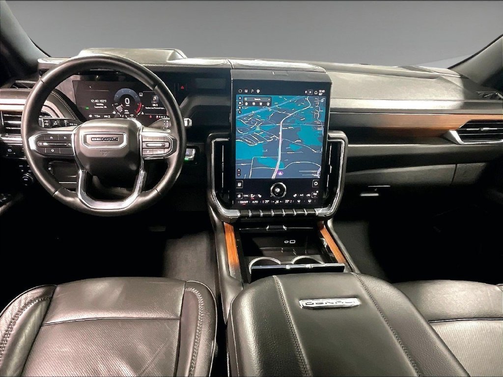Used 2025 GMC Yukon Denali AWD/4WD image 22