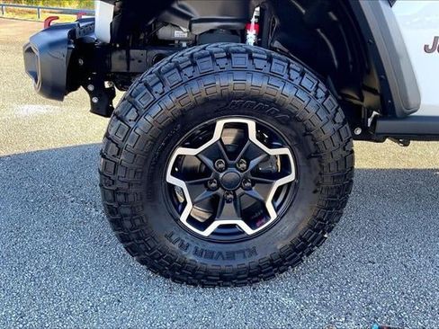 Used 2020 Jeep Gladiator Rubicon w/ Dual Top Group image 8