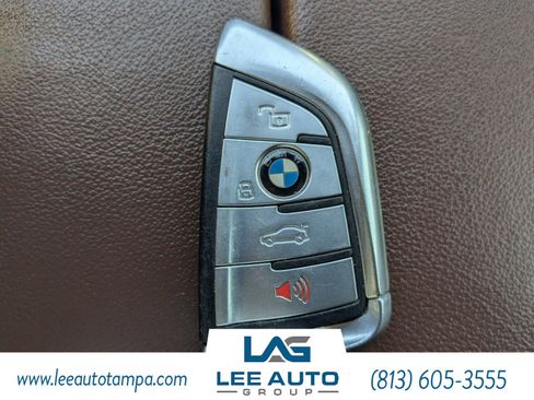 Used 2020 BMW X5 M50i w/ Premium Package image 31