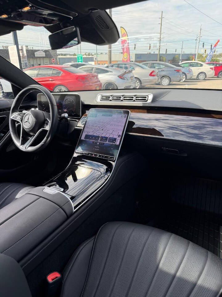 Used 2023 Mercedes-Benz S 580 4MATIC Sedan image 30