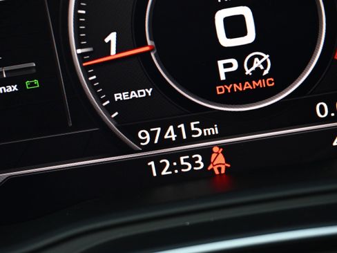 Used 2018 Audi A4 2.0T Premium Plus w/ Premium Plus Package image 39