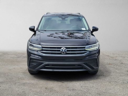 Used 2023 Volkswagen Tiguan SE FWD image 8