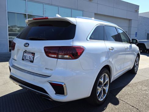Used 2019 Kia Sorento SX image 5