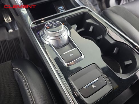 Used 2020 Ford Edge ST w/ Cold Weather Package image 22