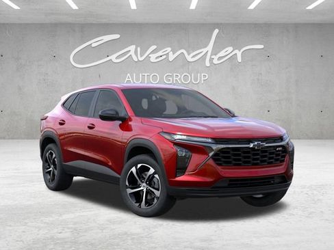 New 2026 Chevrolet Trax RS w/ Driver Confidence Package FWD image 7