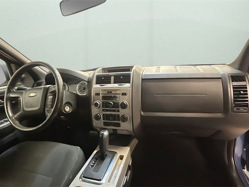 Used 2009 Ford Escape XLT image 10