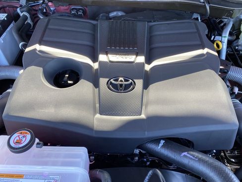 New 2026 Toyota Tundra SR5 image 10