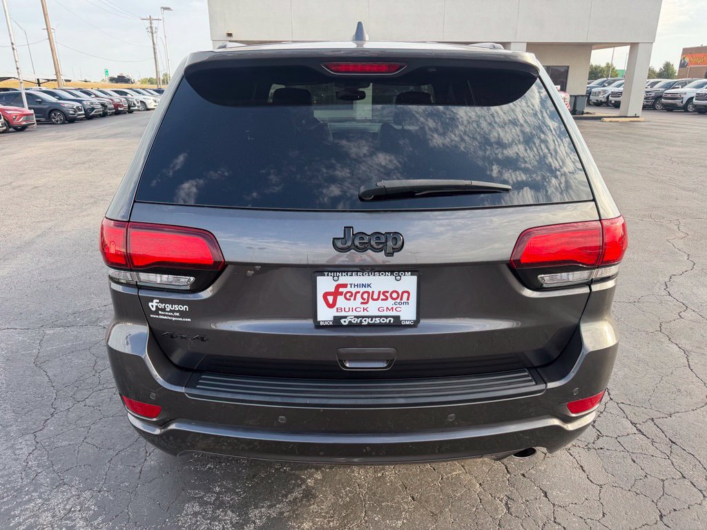 Used 2019 Jeep Grand Cherokee Altitude AWD/4WD image 14