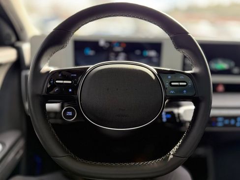 Used 2024 Hyundai Ioniq 5 Limited image 8