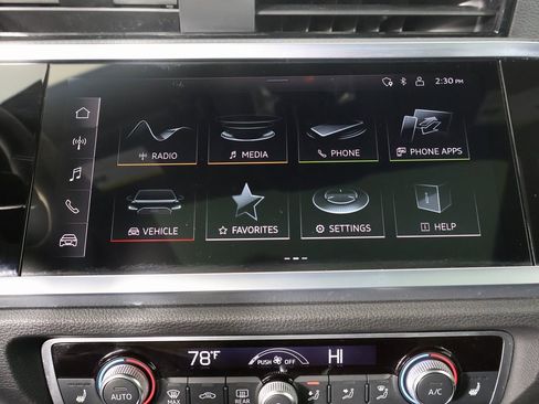 Used 2023 Audi Q3 2.0T Premium w/ Convenience Package image 7