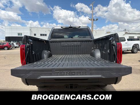 Used 2025 Toyota Tundra SR5 w/ SR5 Premium Package AWD/4WD image 9