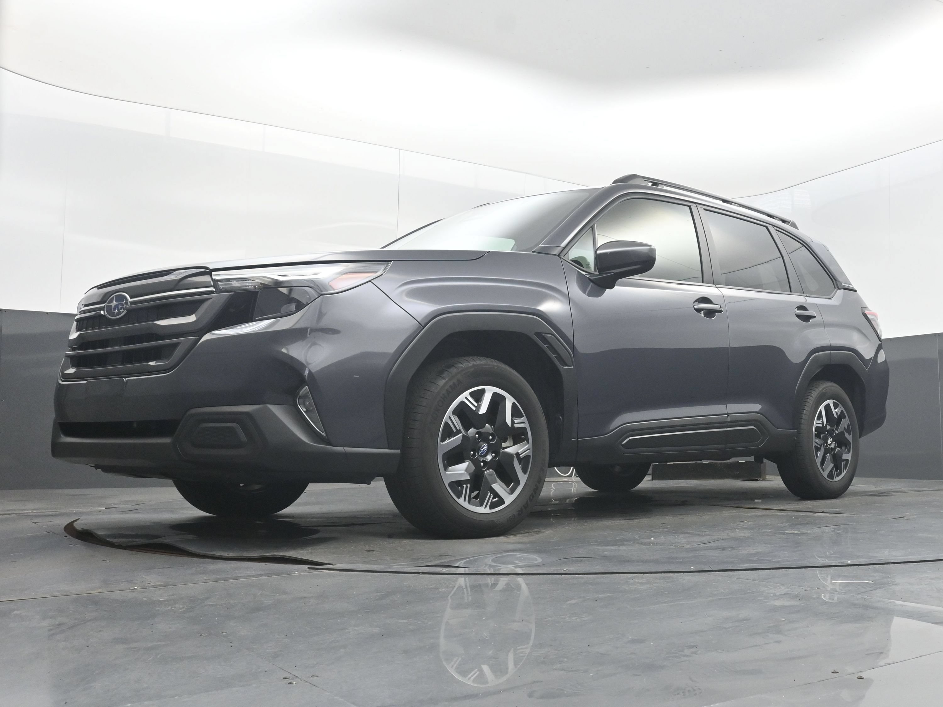 Used 2025 Subaru Forester Premium AWD/4WD image 25