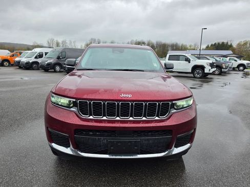 Used 2023 Jeep Grand Cherokee L Limited AWD/4WD image 2