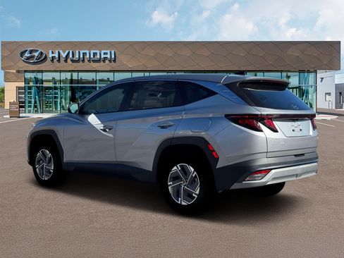 New 2026 Hyundai Tucson Blue SE AWD/4WD image 4