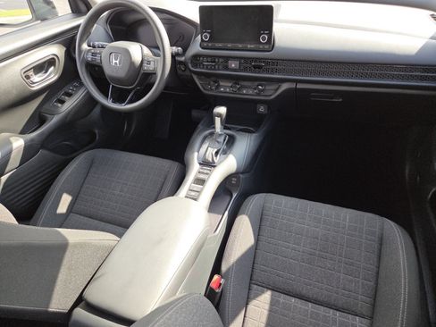 Used 2025 Honda HR-V LX image 26
