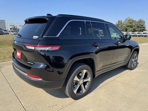 New 2025 Jeep Grand Cherokee Limited image 7