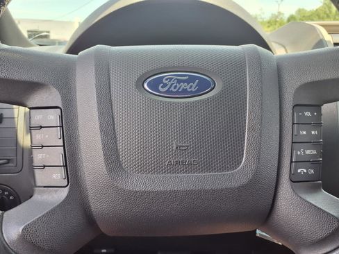 Used 2009 Ford Escape XLT FWD image 13
