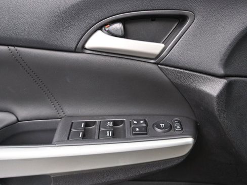 Used 2010 Honda Accord EX-L image 7