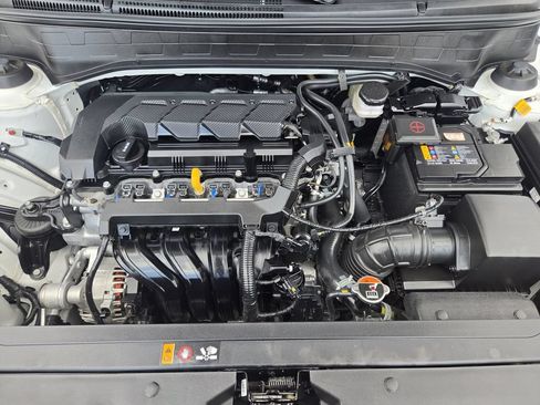 Used 2026 Hyundai Venue SEL FWD image 30