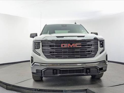 Used 2024 GMC Sierra 1500 Pro w/ Pro Value Package RWD image 12