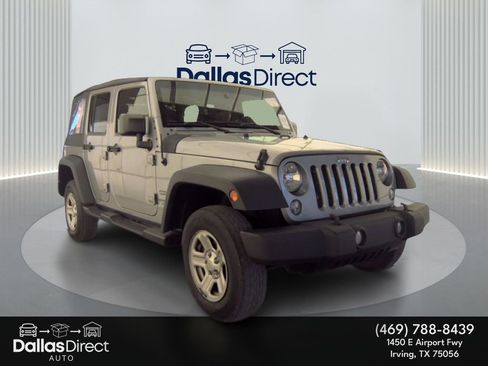 Used 2017 Jeep Wrangler Unlimited Sport w/ Connectivity Group AWD/4WD image 2