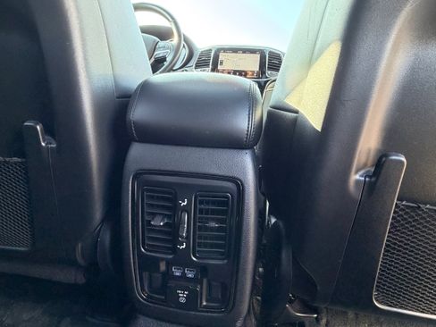 Used 2020 Jeep Grand Cherokee Limited X image 14