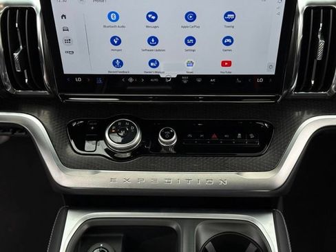 New 2026 Ford Expedition Max Platinum w/ Stealth Appearance Package AWD/4WD image 38