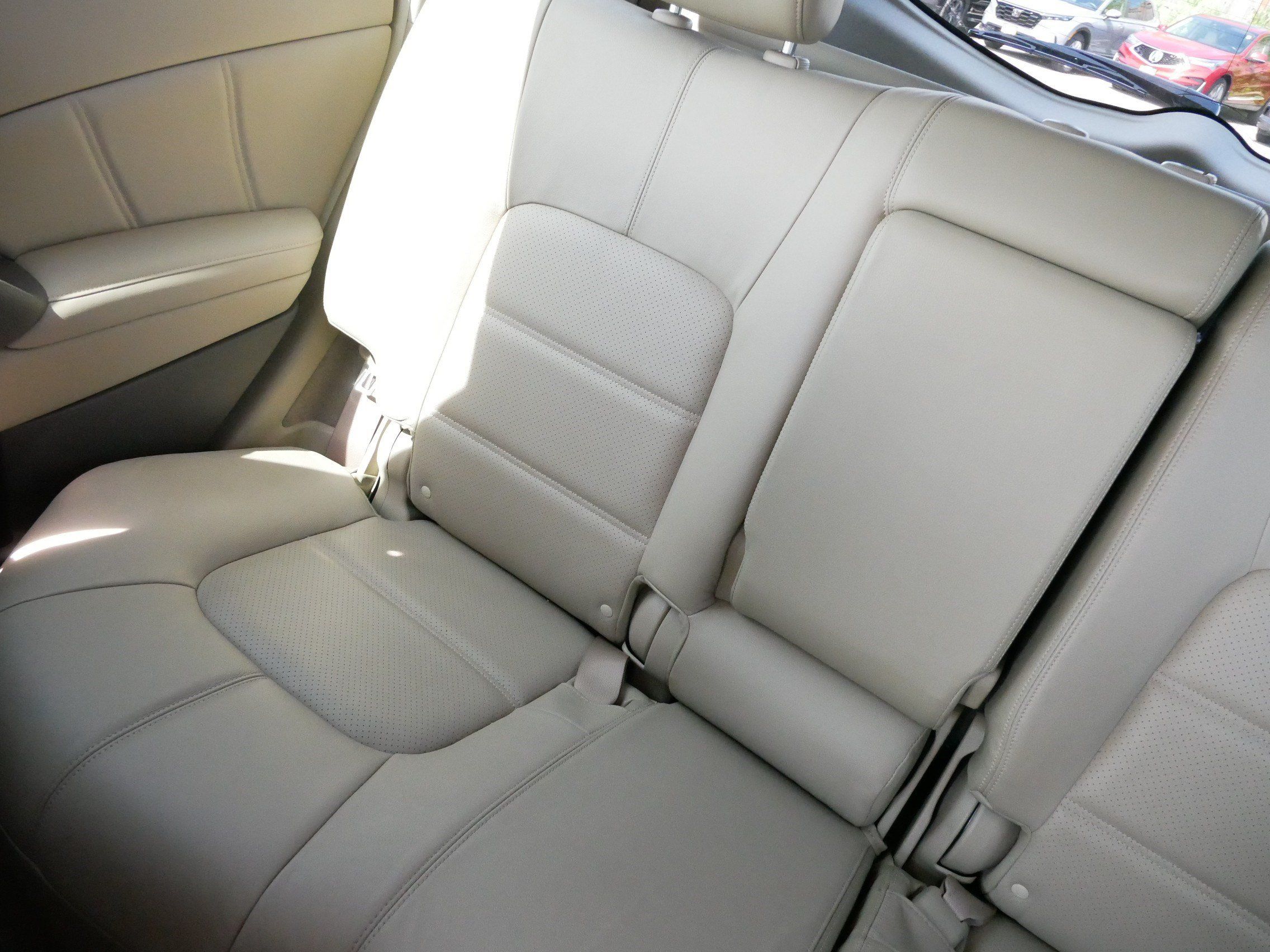 Used 2012 Nissan Murano LE w/ Platinum Pkg AWD/4WD image 12