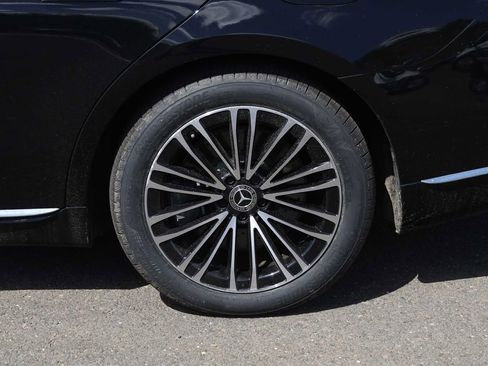 Used 2024 Mercedes-Benz S 580e 4MATIC Sedan image 11