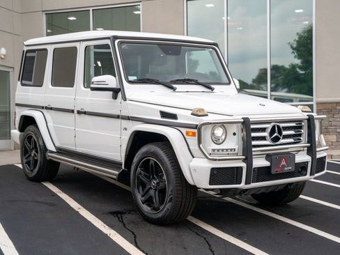 Used 2017 Mercedes-Benz G 550 image 8