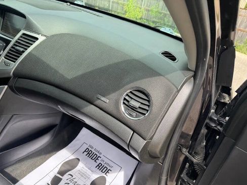 Used 2016 Chevrolet Cruze LTZ FWD image 21