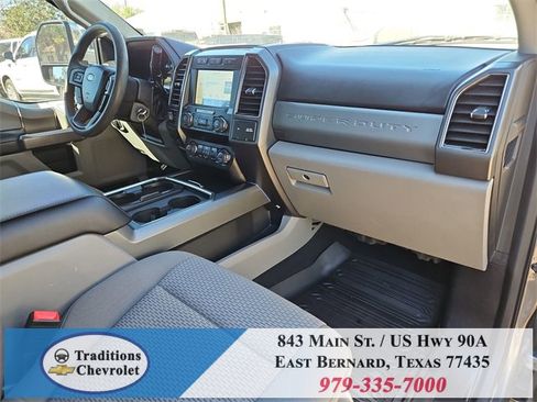 Used 2021 Ford F350 XLT w/ XLT Premium Package image 27