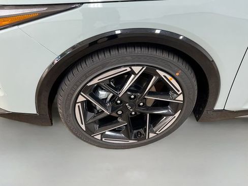 New 2025 Kia K4 GT-Line image 30