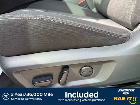 Used 2023 Nissan Rogue SV image 4