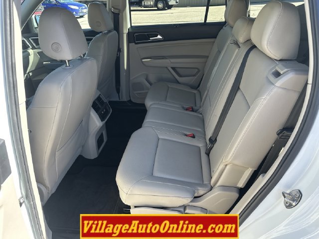 Used 2018 Volkswagen Atlas SEL AWD/4WD image 31