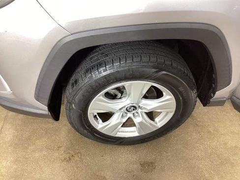 Used 2020 Toyota RAV4 XLE AWD/4WD image 26